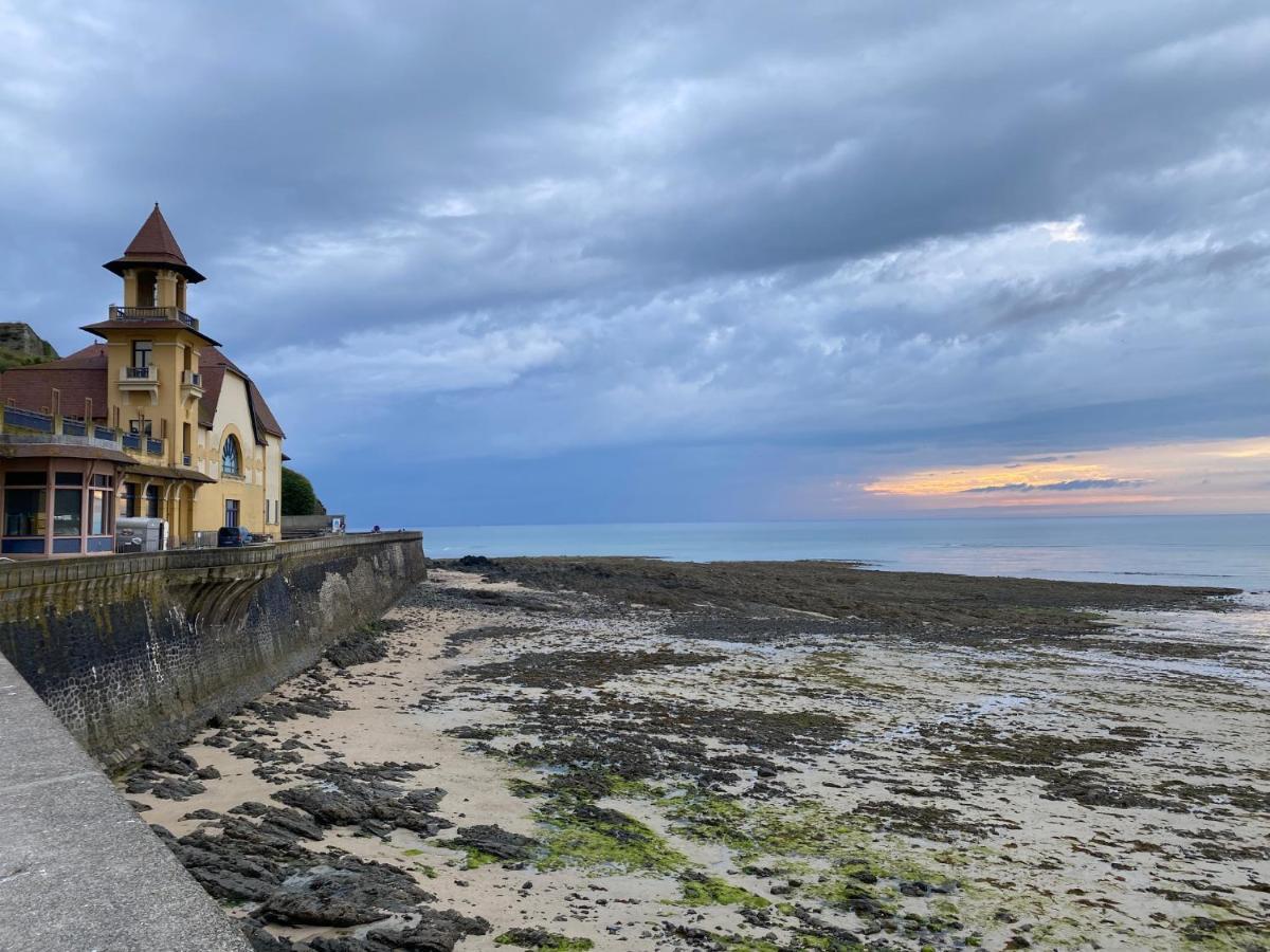 Centre Ville Granville A 50M De La Mer - Ancv Accepte Bagian luar foto